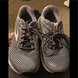 Brooks running shoes ... practically brand new